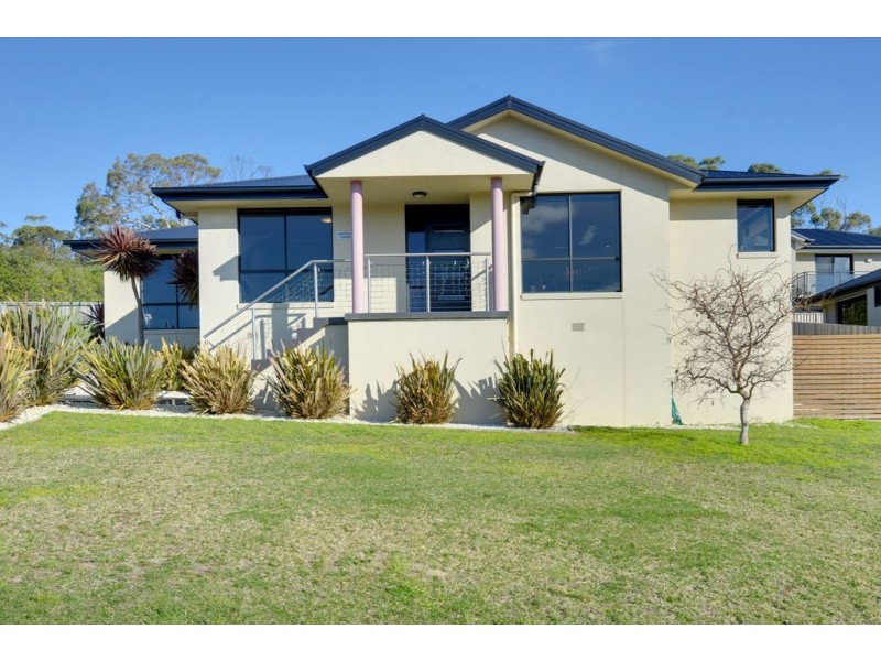 1/3 Raleigh Court, Howrah TAS 7018