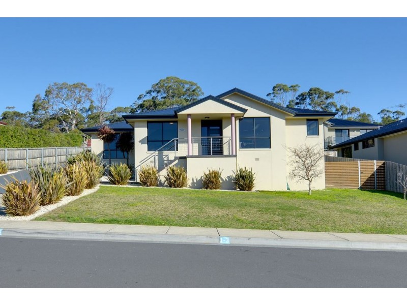 1/3 Raleigh Court, Howrah TAS 7018