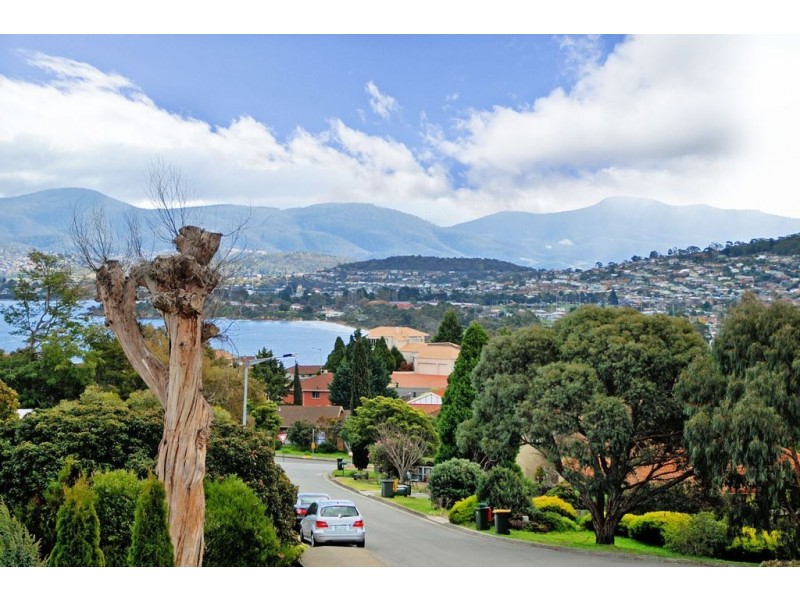 1 Monaco Place, Howrah TAS 7018