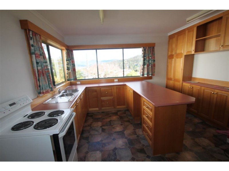 1 Kenton Road, Geilston Bay TAS 7015