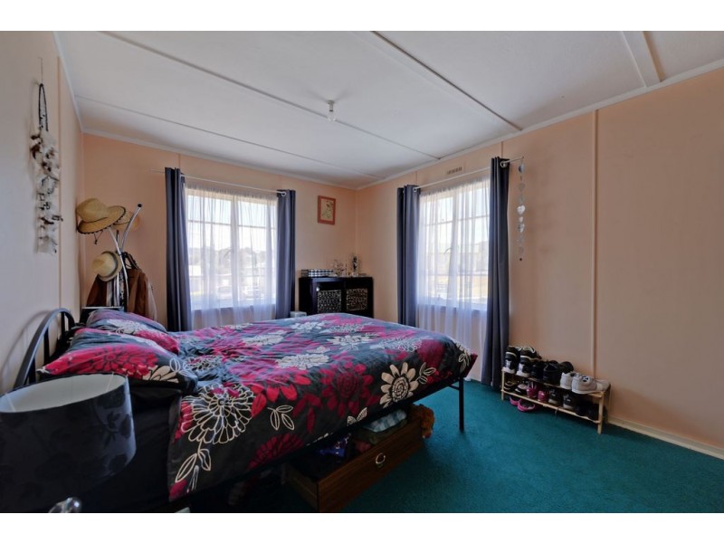 1 Crozier Place, Warrane TAS 7018