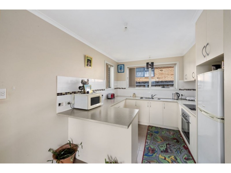 2/22 Lucas Place, Brighton TAS 7030