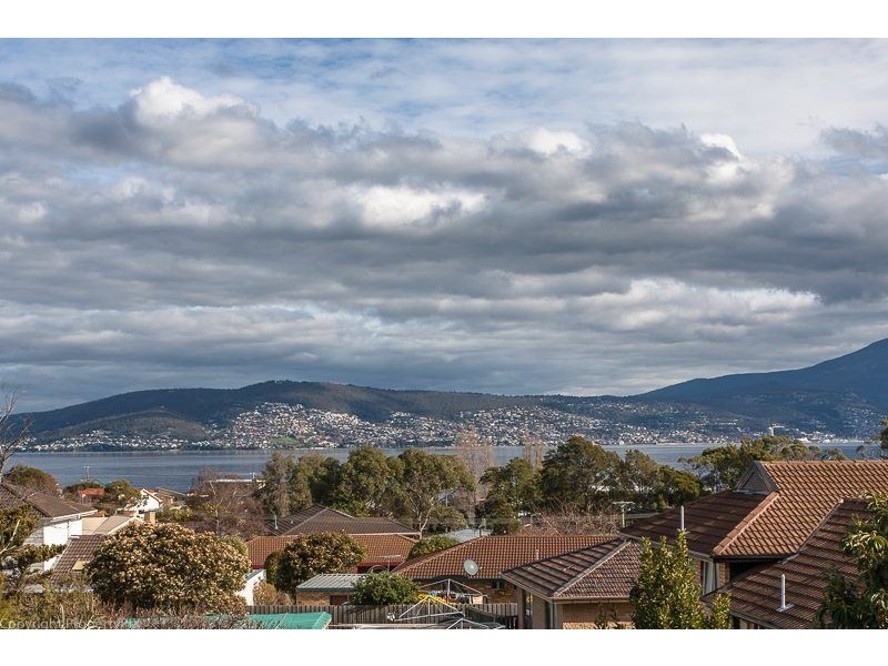 295a Clarence Street, Howrah TAS 7018