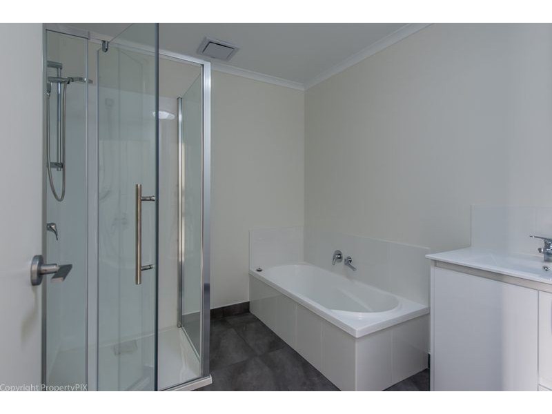 295a Clarence Street, Howrah TAS 7018