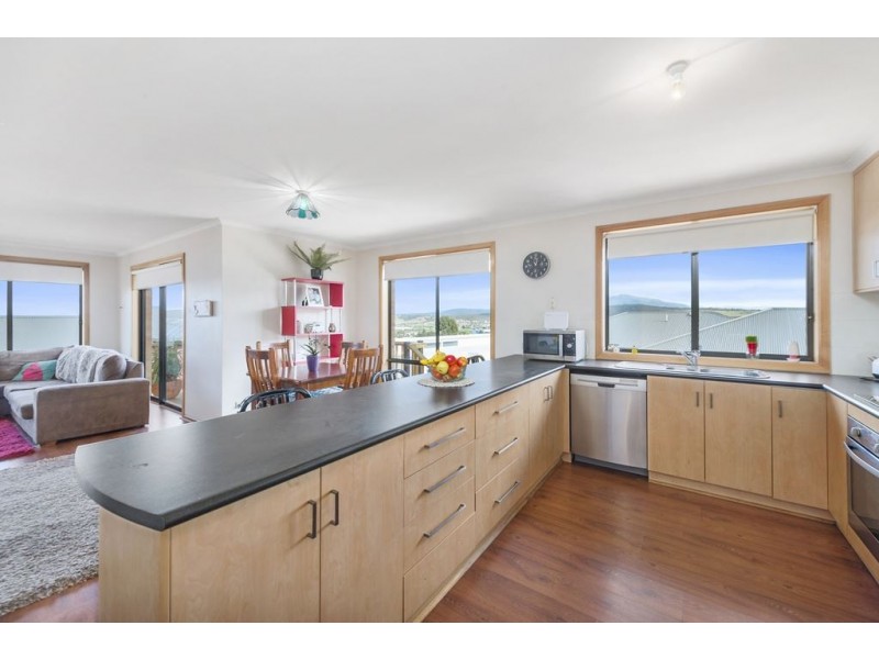 12 Nirranda Court, Oakdowns TAS 7019