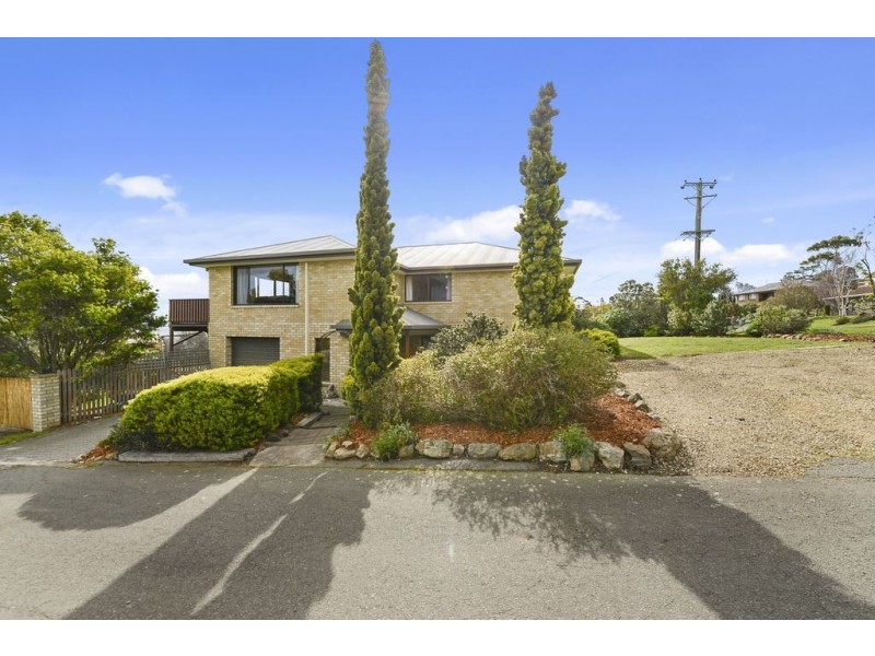 923 Oceana Drive, Tranmere TAS 7018