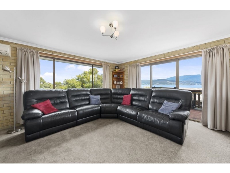 923 Oceana Drive, Tranmere TAS 7018