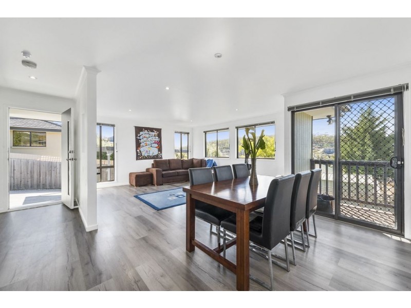 2/20 Raleigh Court, Howrah TAS 7018