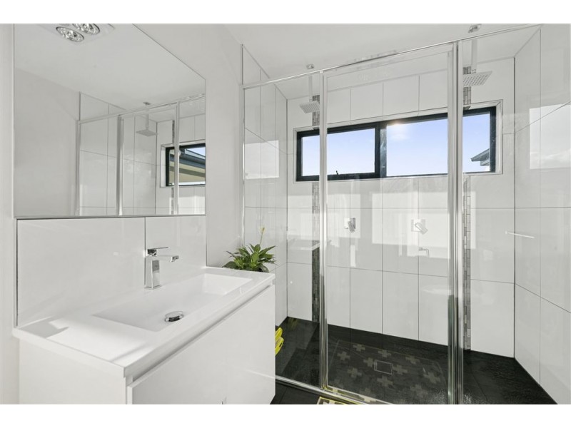 16 Atherton Avenue, West Moonah TAS 7009