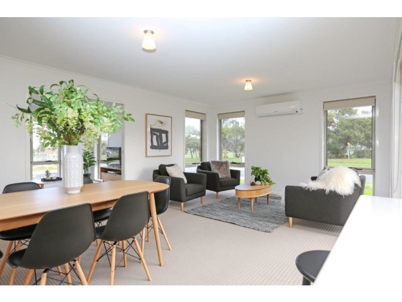 58 Cavenor Drive, Rokeby TAS 7019