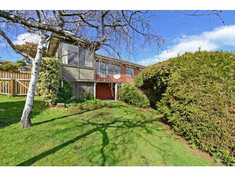 7 Dover Court, Howrah TAS 7018