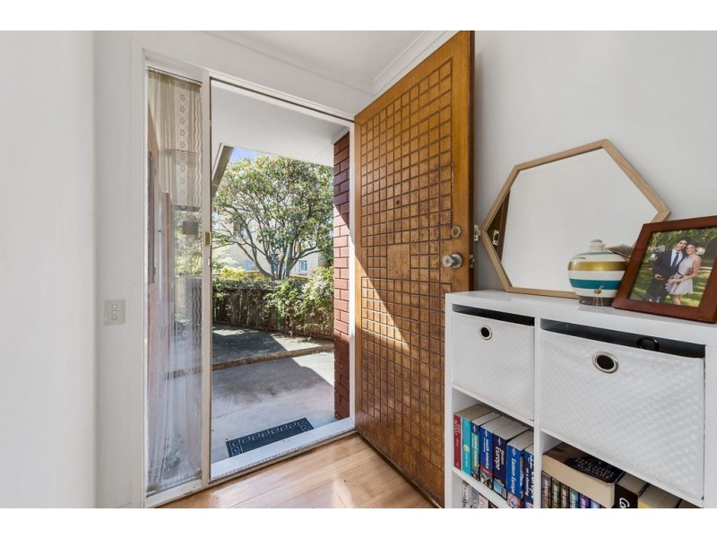 7 Dover Court, Howrah TAS 7018