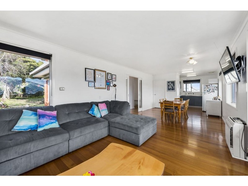 7 Dover Court, Howrah TAS 7018