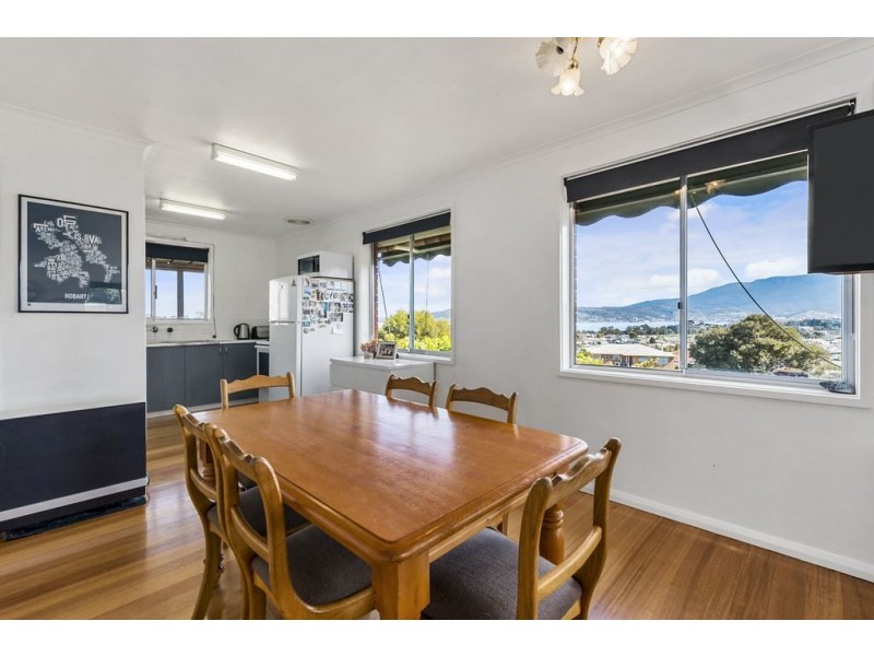 7 Dover Court, Howrah TAS 7018