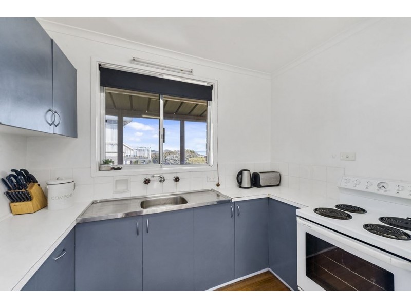 7 Dover Court, Howrah TAS 7018