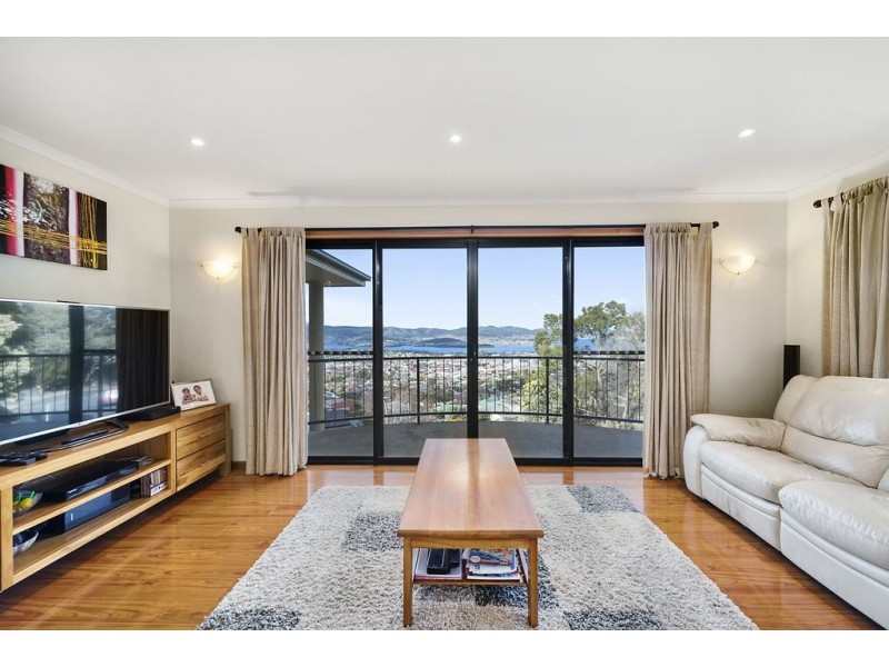 36 Fielding Drive, West Hobart TAS 7000