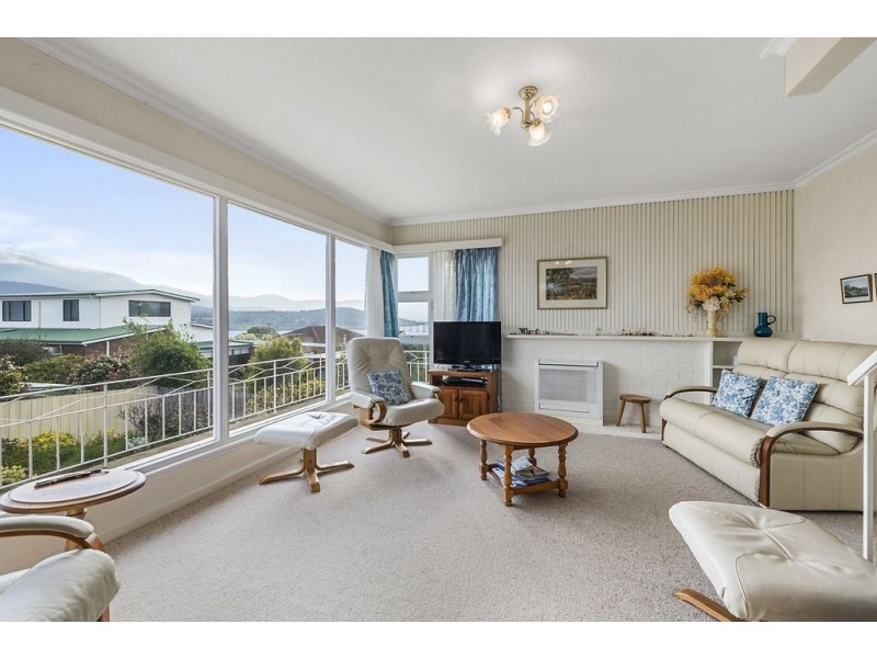 57 Kellatie Road, Rosny TAS 7018