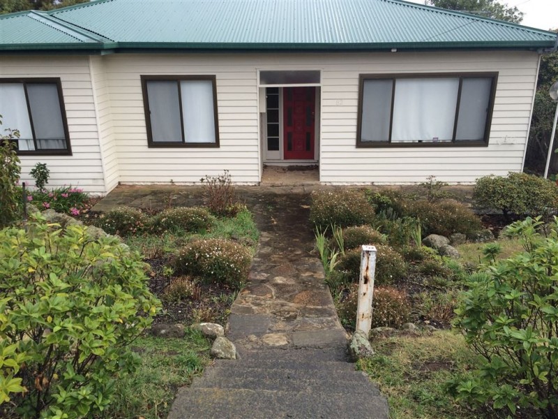 82 Lennox Avenue, Lutana TAS 7009