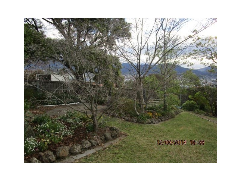 82 Lennox Avenue, Lutana TAS 7009