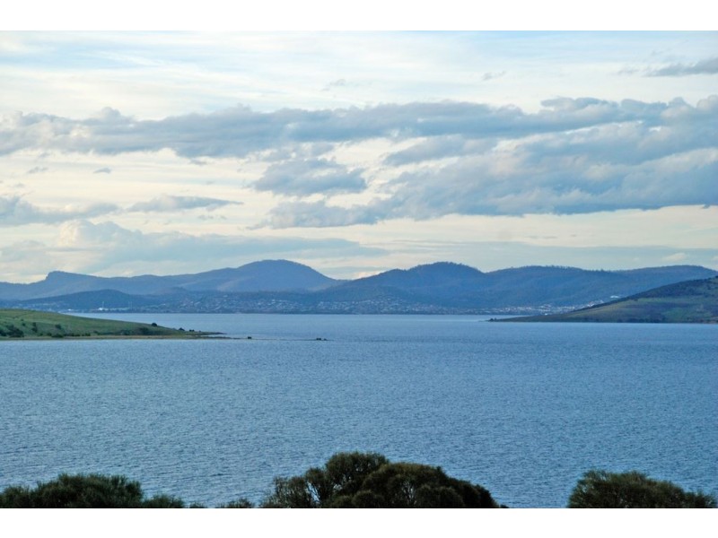 90 Bangor Road, Opossum Bay TAS 7023