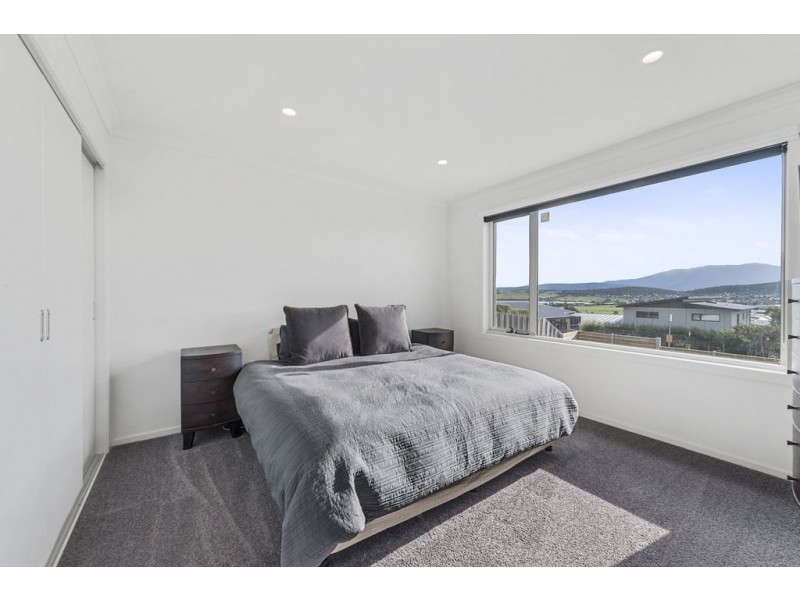 86 Oakdowns Parade, Oakdowns TAS 7019