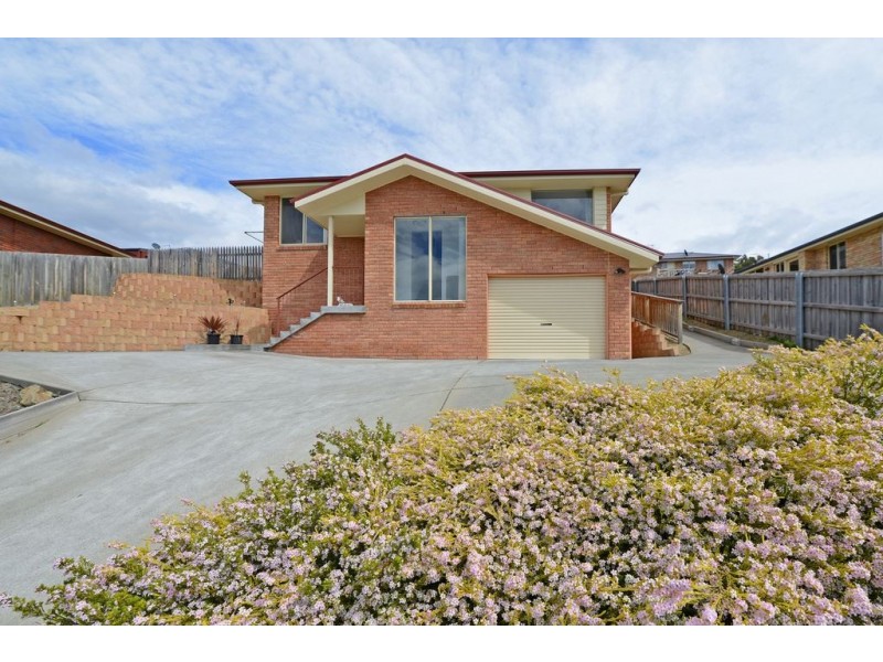 24 Boondar Street, Chigwell TAS 7011