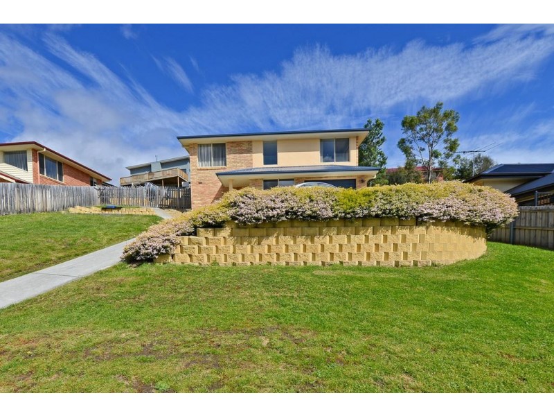 26 Boondar Street, Chigwell TAS 7011