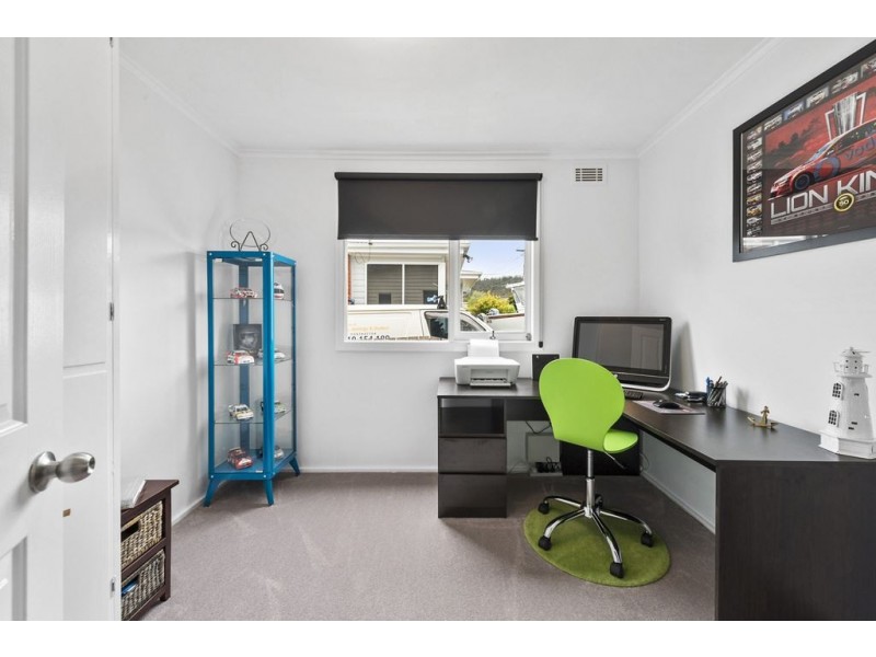6 Berega Street, Howrah TAS 7018