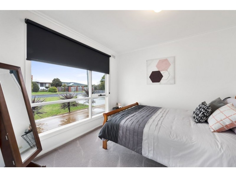 6 Berega Street, Howrah TAS 7018