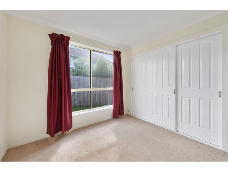 2/99 Bass Street, Warrane TAS 7018