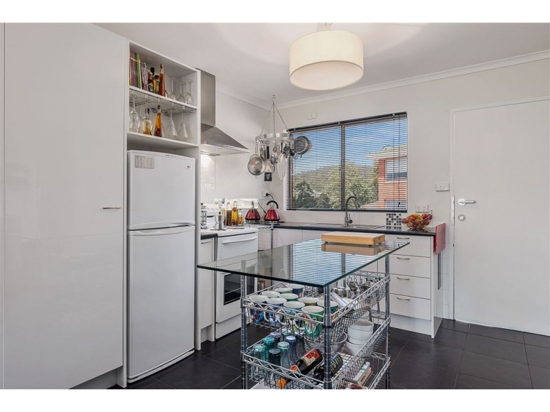 1/8 Wallace Ave, Lenah Valley TAS 7008