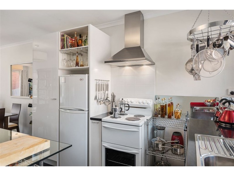 1/8 Wallace Ave, Lenah Valley TAS 7008