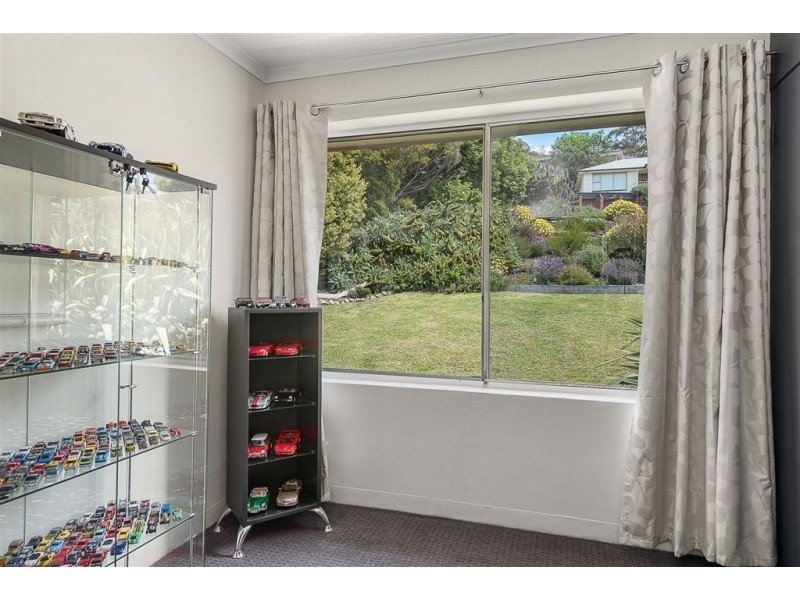 1/8 Wallace Ave, Lenah Valley TAS 7008