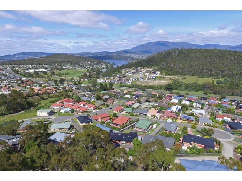 18b Florelyn Terrace, Geilston Bay TAS 7015