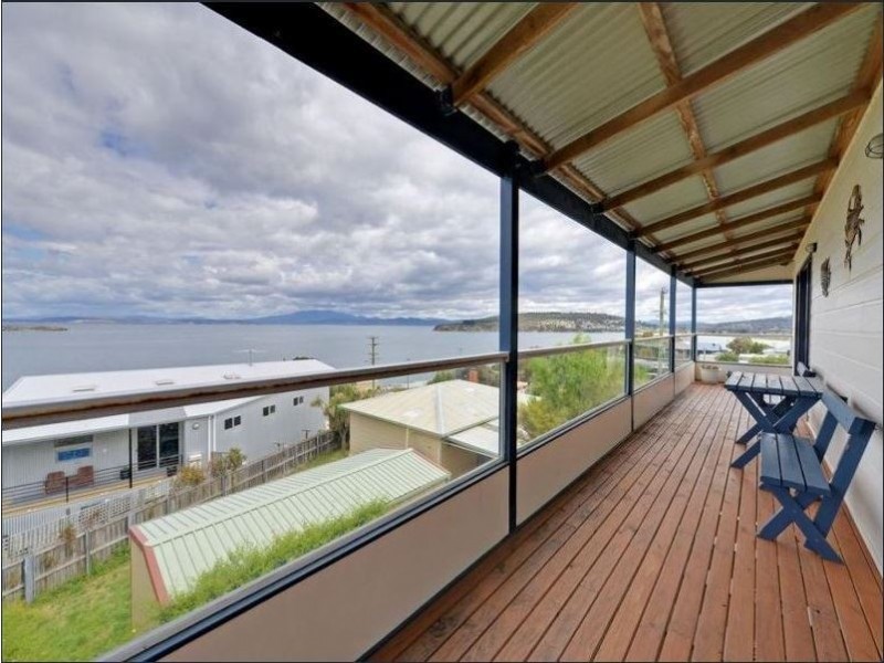 3 Rowan Avenue, Primrose Sands TAS 7173