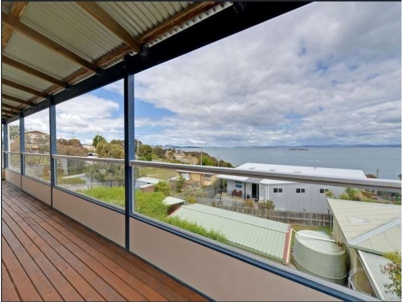 3 Rowan Avenue, Primrose Sands TAS 7173