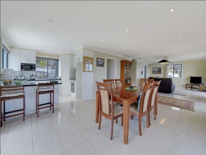 3 Rowan Avenue, Primrose Sands TAS 7173