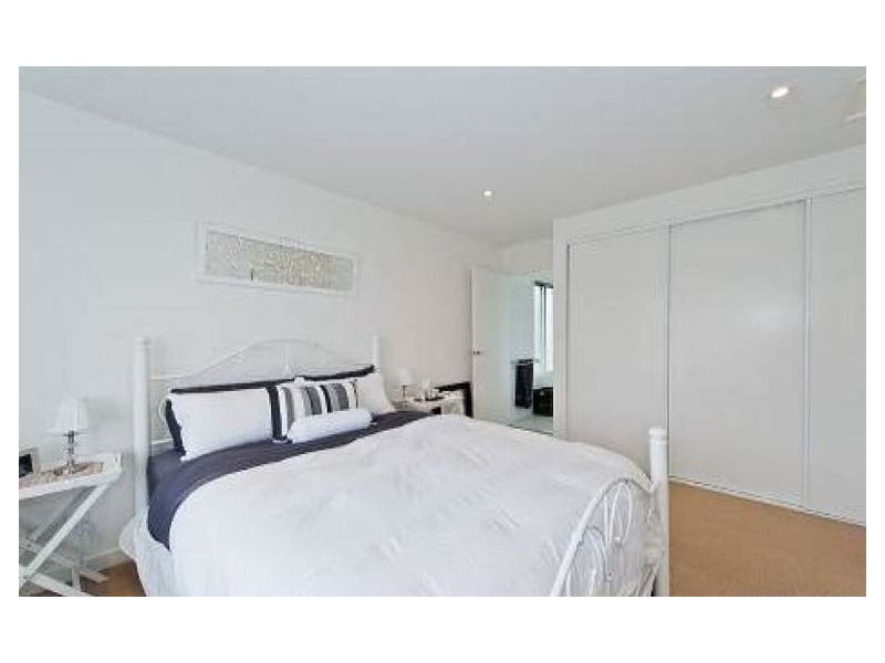 3/10 Marana Avenue, Rose Bay TAS 7015