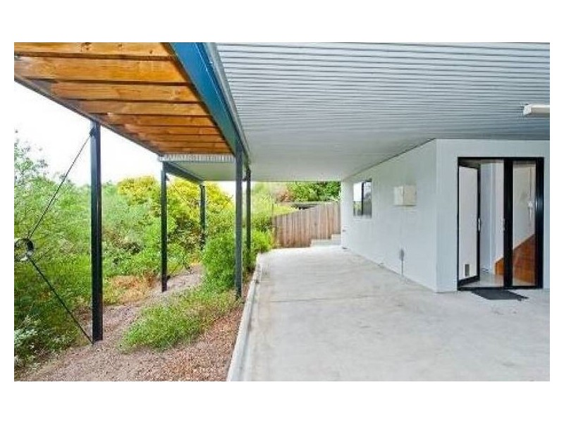 3/10 Marana Avenue, Rose Bay TAS 7015