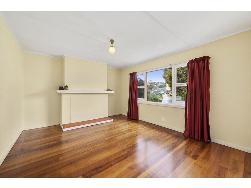 19 Fourth Avenue, West Moonah TAS 7009