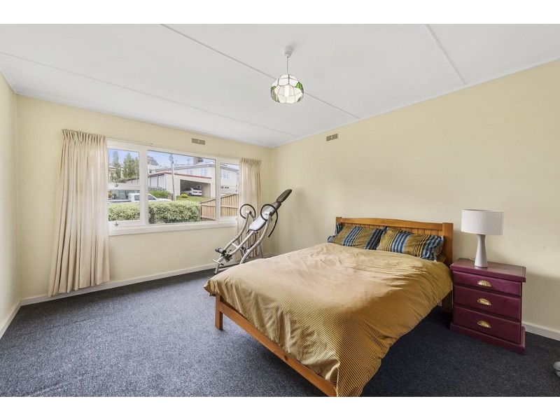 19 Fourth Avenue, West Moonah TAS 7009