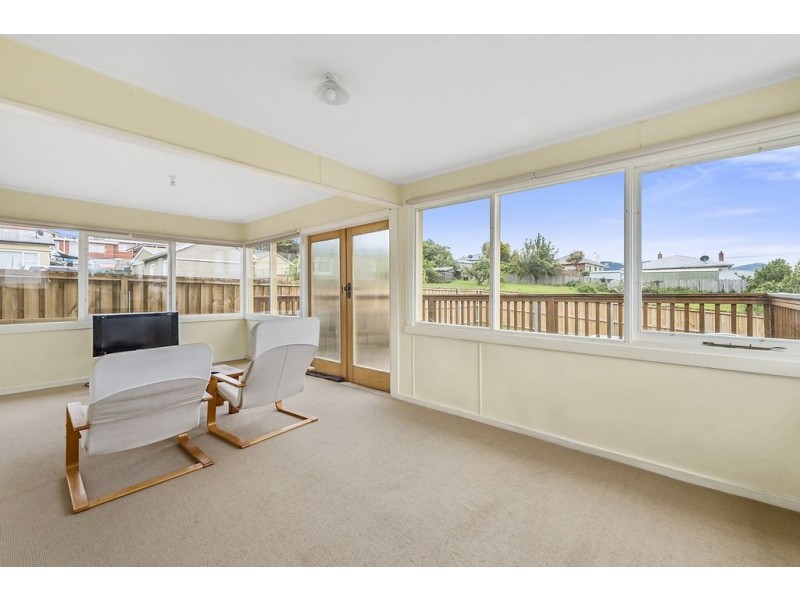 19 Fourth Avenue, West Moonah TAS 7009