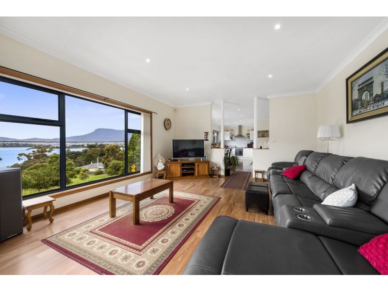 53 Clives Avenue, Old Beach TAS 7017