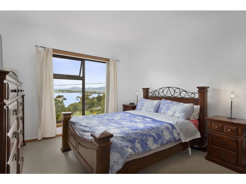 53 Clives Avenue, Old Beach TAS 7017