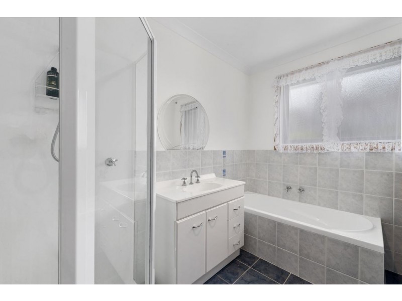 53 Clives Avenue, Old Beach TAS 7017