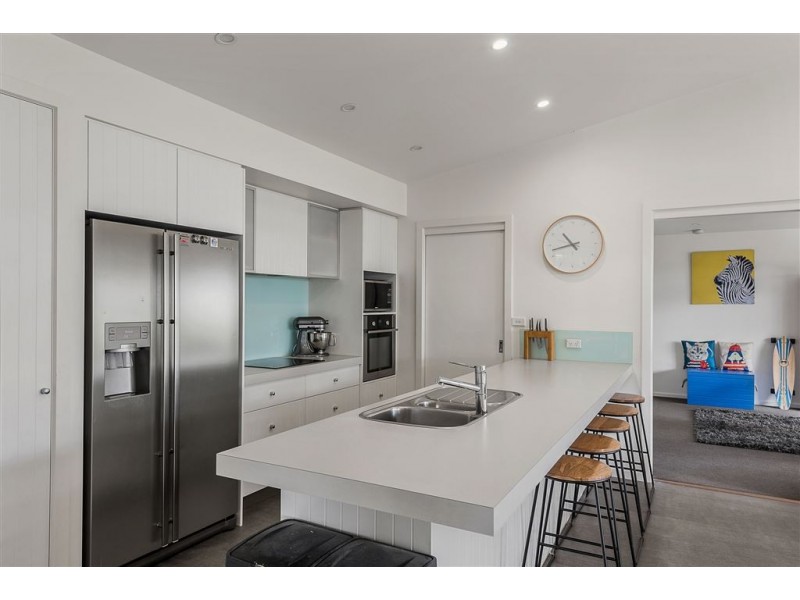 3 Aqua Place, Seven Mile Beach TAS 7170