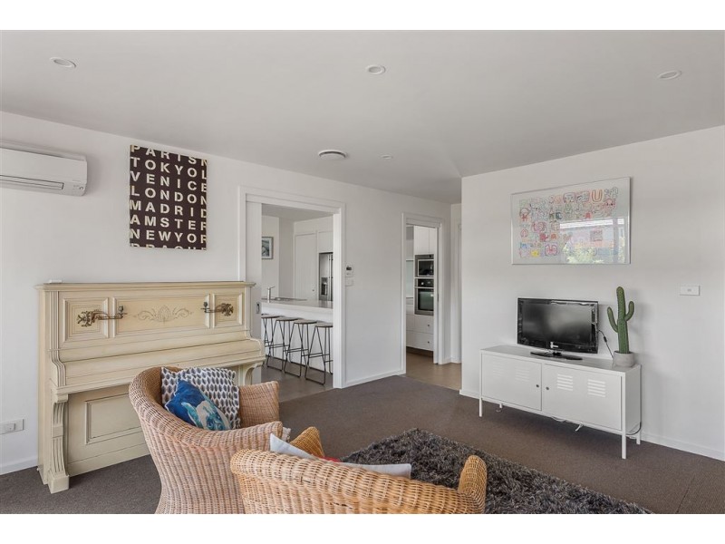 3 Aqua Place, Seven Mile Beach TAS 7170