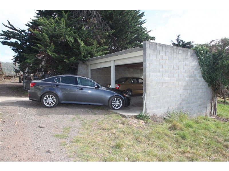 1 Maddocks Road, Kingston TAS 7050