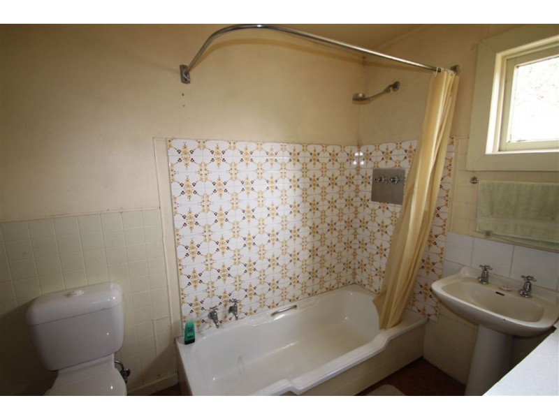 1 Maddocks Road, Kingston TAS 7050
