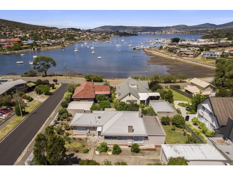 4 Milford Street, Lindisfarne TAS 7015